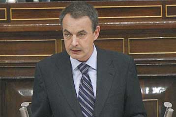 Έμφαση στην οικονομία έδωσε ο Θαπατέρο στις προγραμματικές δηλώσεις