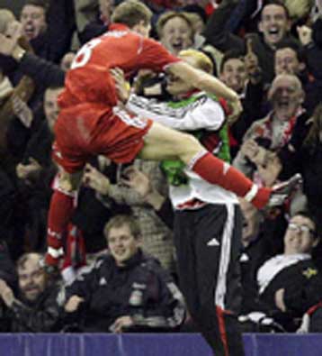 Tα παράπονα του Βενγκέρ και η ικανοποίηση του Μπενίτεθ