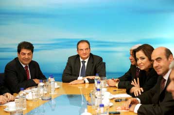 Νέο μήνυμα Καραμανλή προς ΠΓΔΜ, υπόσχεση για συνέχεια των μεταρρυθμίσεων