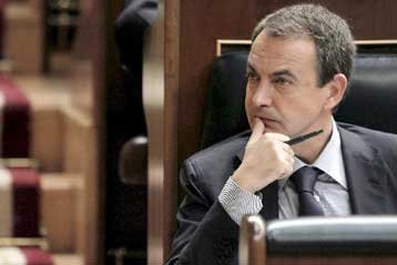 Δεν πήρε ψήφο εμπιστοσύνης ο Χοσέ Θαπατέρο στον πρώτο γύρο στη Βουλή