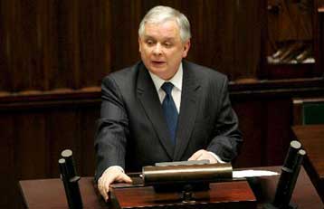 Σε ισχύ το βέτο της Πολωνίας στη στρατηγική σύμπραξη Ρωσίας-ΕΕ δηλώνει ο Καζίνσκι