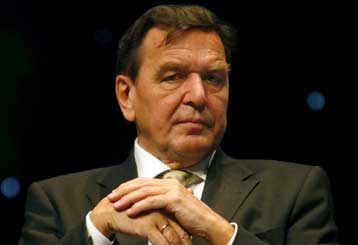 Τα κράτη μέλη της ΕΕ βιάστηκαν να αναγνωρίσουν το Κόσοβο, λέει ο Γκ.Σρέντερ