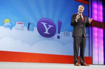 «Σφήνα» της AOL στην πρόταση της Microsoft για εξαγορά της Yahoo