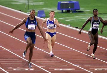 Η ΔΟΕ ανέβαλε την απόφαση για αναδιανομή των μεταλλίων της Μάριον Τζόουνς