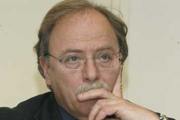 «Η σιωπή και η ανοχή δεν ενισχύουν το κύρος της Δικαιοσύνης» απαντά ο Σ.Μπάγιας