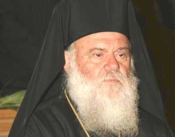 Στον Αρχιεπίσκοπο προσφεύγουν οι μουσουλμάνοι για το νεκροταφείο και το τέμενος