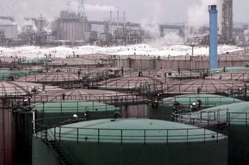 Προς τα κάτω, για τρίτη φορά, αναθεώρησε η ΙΕΑ τις προβλέψεις για τη ζήτηση πετρελαίου