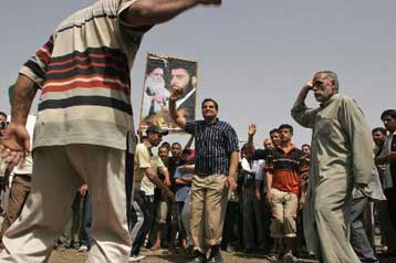 Φόβους αναταραχής προκαλεί δολοφονία στενού συνεργάτη του Αλ Σαντρ στη Νατζάφ