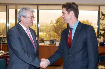 Παραινέσεις Μπράιζα για την ενεργειακή πολιτική της Ελλάδας