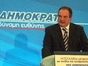 Έκκληση Καραμανλή προς ΠΓΔΜ να αφήσει τη νοοτροπία του χθες