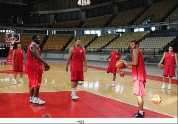 Πρώτη του Σχορτσανίτη με Γιαννάκη στο ΣΕΦ