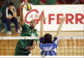 «Σκούπισε» στη Λαμία ο Παναθηναϊκός, έσπασε την έδρα του Ηρακλή ο Ολυμπιακός