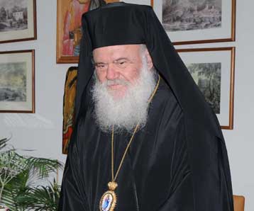 Ανάρρωση για άλλες 15 ημέρες συνέστησαν οι γιατροί στον Αρχιεπίσκοπο