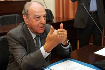 Ακρόαση Ζορμπά για τα δομημένα ομόλογα ζητούν βουλευτές της αντιπολίτευσης