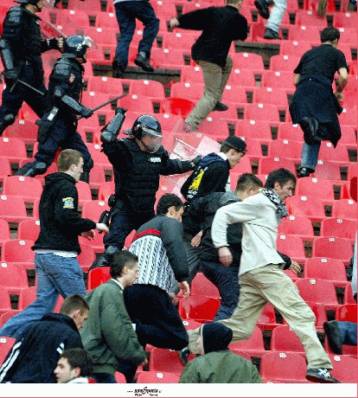 Νεκρός οπαδός της Βοϊβοντίνα από πυροβολισμό οπαδού της Παρτιζάν