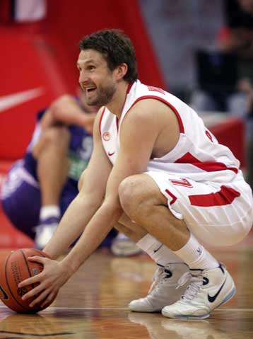 Πρόπτωση δίσκου, η διάγνωση του Γερμανού γιατρού για τον πόνο στη μέση του «Μάτσας»