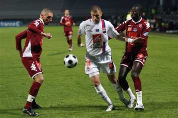 Λιόν και Ντιόν πήραν την πρόκριση για τα ημιτελικά