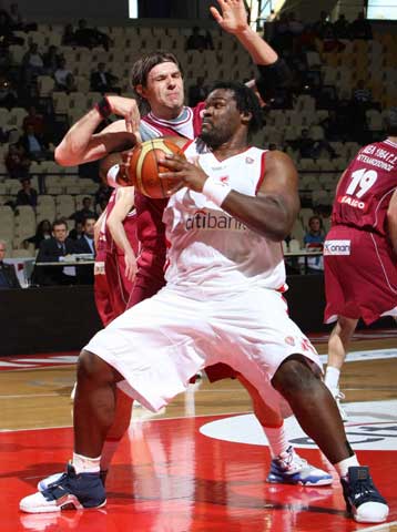 «Κερασάκι στην τούρτα» ο Σχορτσιανίτης στο 84-52 επί της ΑΕΛ