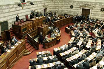 Εν μέσω αντιδράσεων η ψήφιση του νόμου για την επιτάχυνση της απονομής Δικαιοσύνης