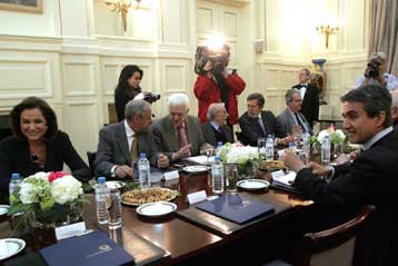 Κλίμα συναίνεσης μεταξύ των κομμάτων για το θέμα της ονομασίας της ΠΓΔΜ