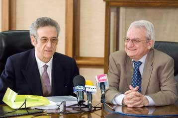 Παραδόθηκε στον Σωτ.Χατζηγάκη ο νέος Κώδικας Πολιτικής Δικονομίας