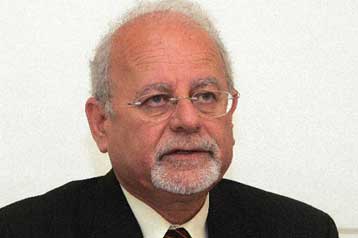 Λαϊκισμό και υπερβολές χαρακτηρίζει το ΥΠΕΧΩΔΕ τις καταγγελίες του νομάρχη Ηλείας