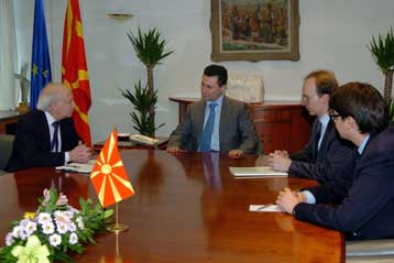 Διχασμένη προσήλθε ενώπιον του Νίμιτς η ηγεσία της ΠΓΔΜ