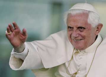 Με θύματα σεξουαλικής κακοποίησης από καθολικούς ιερείς συναντήθηκε ο Πάπας