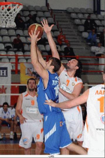 Νίκη παραμονής επί της ΑΕΚ θέλει ο Κολοσσός μετά το 107-81 επί της Ολυμπιάδας