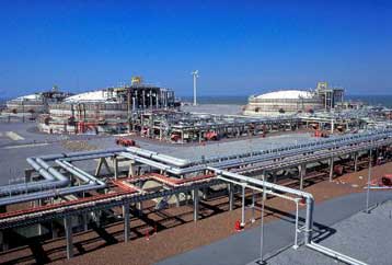 Την πώληση του δικτύου φυσικού αερίου εξετάζει η Enel για τη μείωση του χρέους