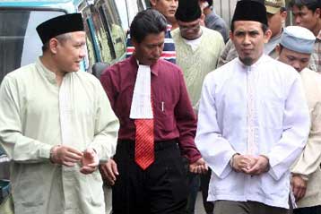 Στη φυλακή οι αρχηγοί της εξτρεμιστικής Τζεμάα Ισλαμίγια στην Ινδονησία