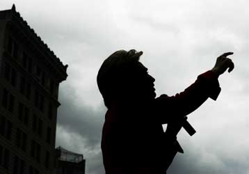 Αλληλοκατηγορίες και αρνητική διαφήμιση πριν την αναμέτρηση της Πενσυλβάνιας