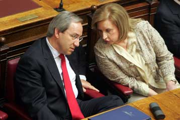 Κυβερνητική για το Ασφαλιστικό και ενημέρωση Καραμανλή για τον ΟΤΕ τη Μ.Τρίτη