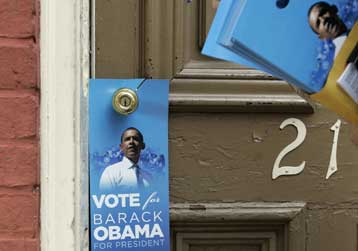 Σε εξέλιξη η ψηφοφορία στις κρίσιμες προκριματικές εκλογές της Πενσιλβάνια