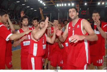 Δεν είναι αδιάφορο για εμάς το ματς με τον ΑΓΟΡ, τονίζει ο Παπαμακάριος