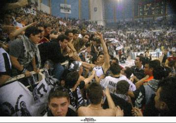 Υποχρεωμένοι να παίξουμε για τα τέσσερα… γράμματα του ΠΑΟΚ, λέει ο Σταυρόπουλος