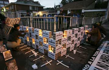 Συνελήφθη ξάδελφος του προέδρου της Κολομβίας για σχέση με παραστρατιωτικούς