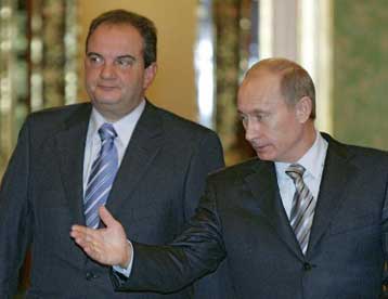 Η ενεργειακή συνεργασία με τη Ρωσία στο επίκεντρο της επίσκεψης Καραμανλή στη Μόσχα