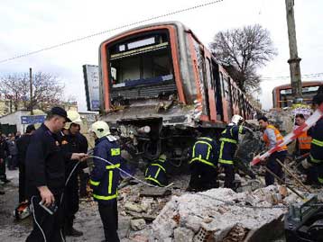 Ανθρώπινο λάθος προκάλεσε το δυστύχημα στο αμαξοστάσιο του ΗΣΑΠ στον Πειραιά
