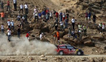 Εγκατέλειψε ο Λοέμπ στο Ράλι Ιορδανίας μετά από σύγκρουση