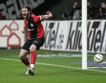 Έως το 2012 κάτοικος Φρανκφούρτης ο Αμανατίδης