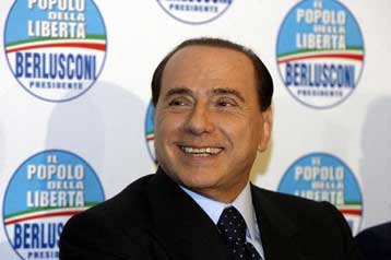 Με εκ νέου κρατικοποίηση της Alitalia προειδοποιεί την Κομισιόν ο Μπερλουσκόνι