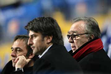 Εν αναμονή της επιστροφής Σ.Κόκκαλη οι εξελίξεις στο λιμάνι