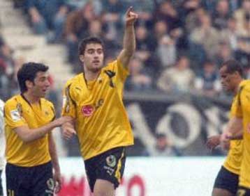 Χωρίς Γεωργέα και Μαντούκα η ΑΕΚ στο «Απ.Νικολαΐδης»