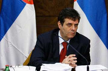 Οργή στο εθνικιστικό μπλοκ της Σερβίας για τη Συμφωνία Σύνδεσης με την ΕΕ