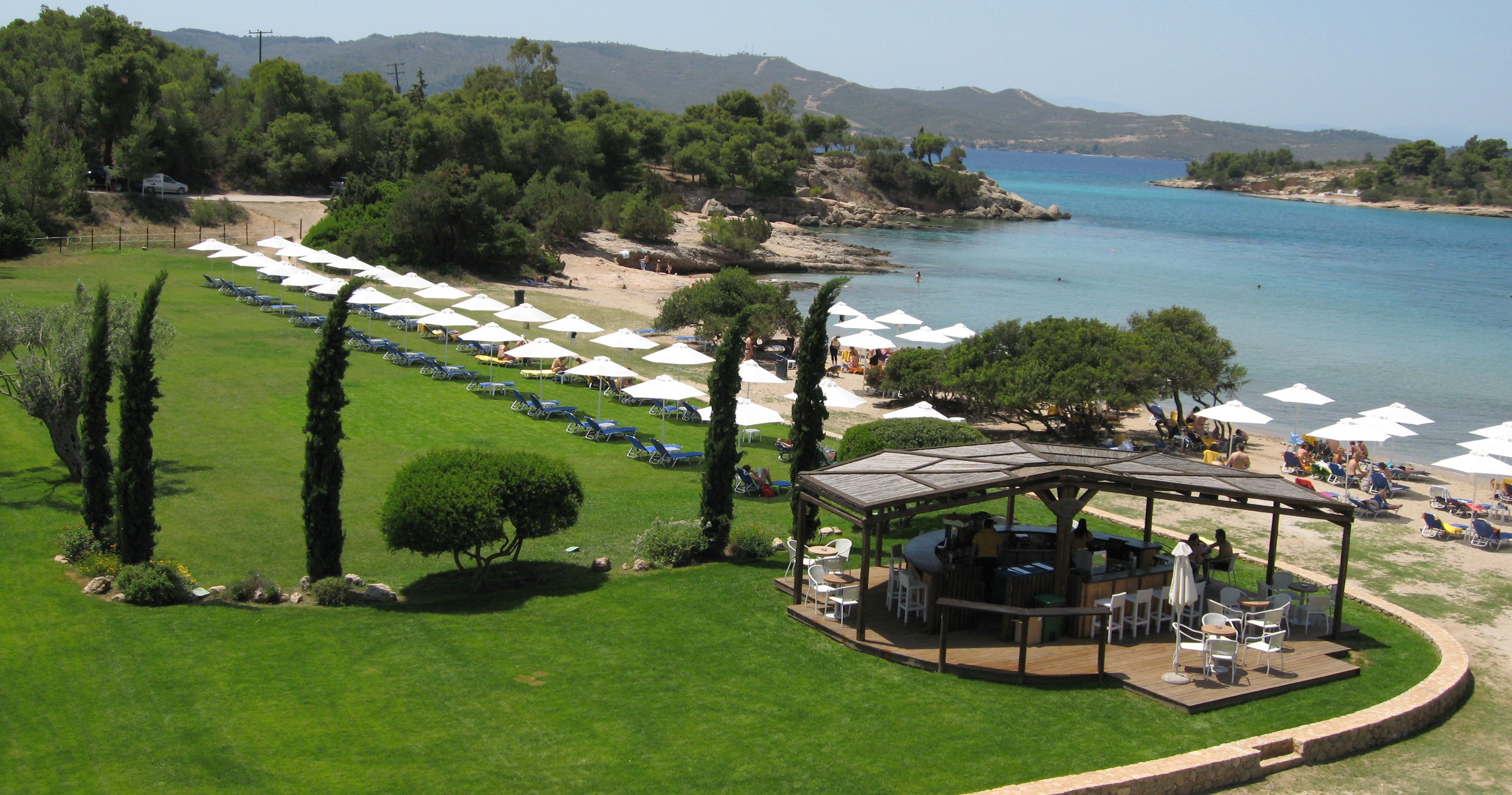 Χηνίτσα, μια υπέροχη παραλία πολύ κοντά στην Αθήνα