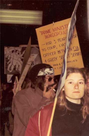 Πόλεμος στον πόλεμο με ροκ και σεξ