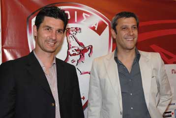 Επίσημη πρώτη του Μ.Ουζουνίδη στον πάγκο της Λάρισας