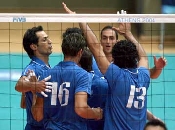 Πρώτη συγκέντρωση τη Δευτέρα για τους διεθνείς