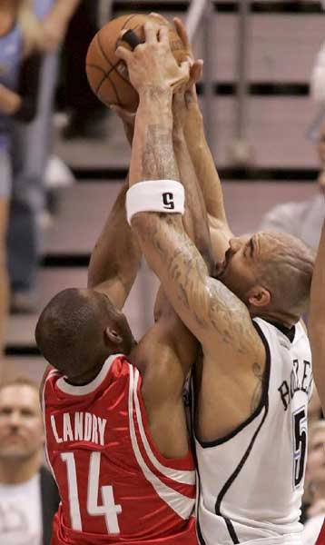 Στην επόμενη φάση Τζαζ και Καβαλίερς, σε 7ο αγώνα θα παίξουν την πρόκριση Σέλτικ-Χοκς